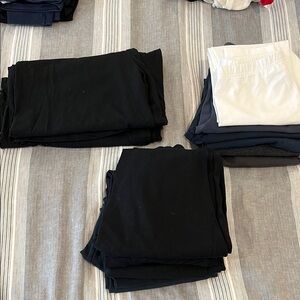 Bundle of 13 Pairs of J. Jill Leggings and Capris